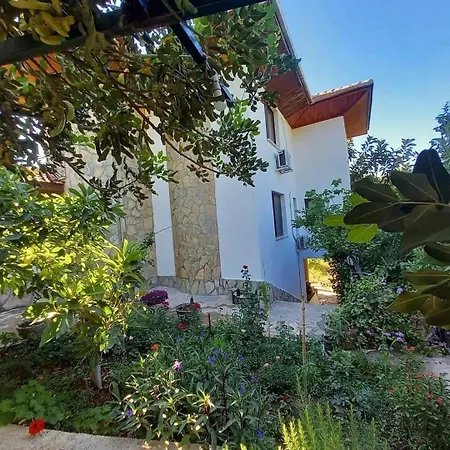 Datca, Mesudiye 'Devillakoza Muestakil,Guenluek,Kiralik Villa *