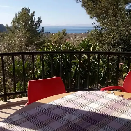 Datca, Mesudiye 'Devillakoza Muestakil,Guenluek,Kiralik Villa *